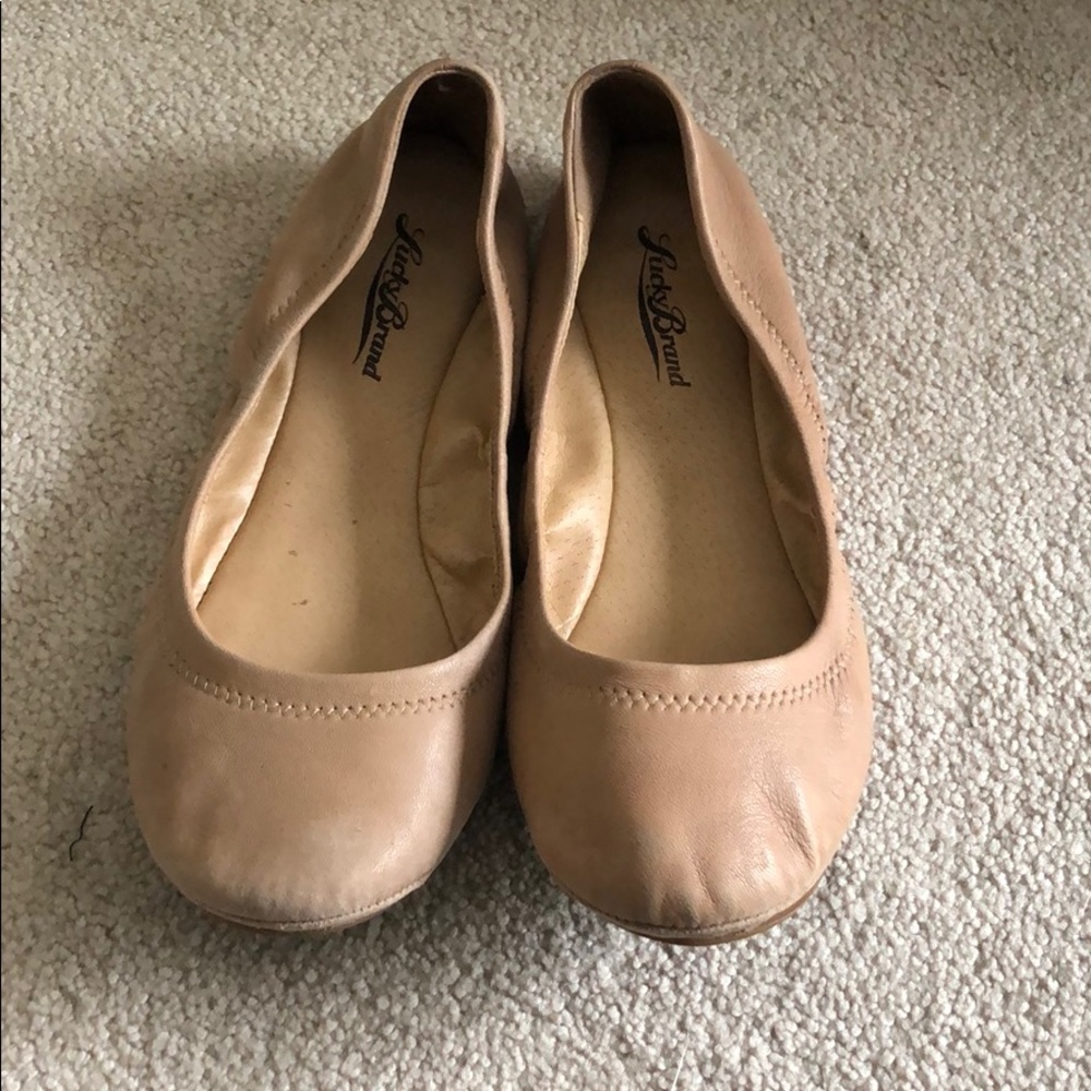 Lucky brand flats